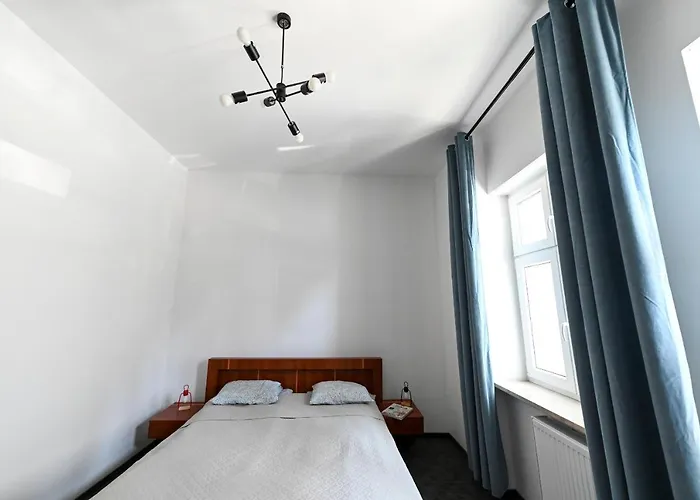 A&j Mostowa Old Town Познань