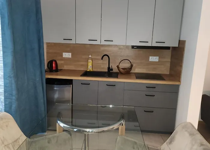 A&j Mostowa Old Town * Познань